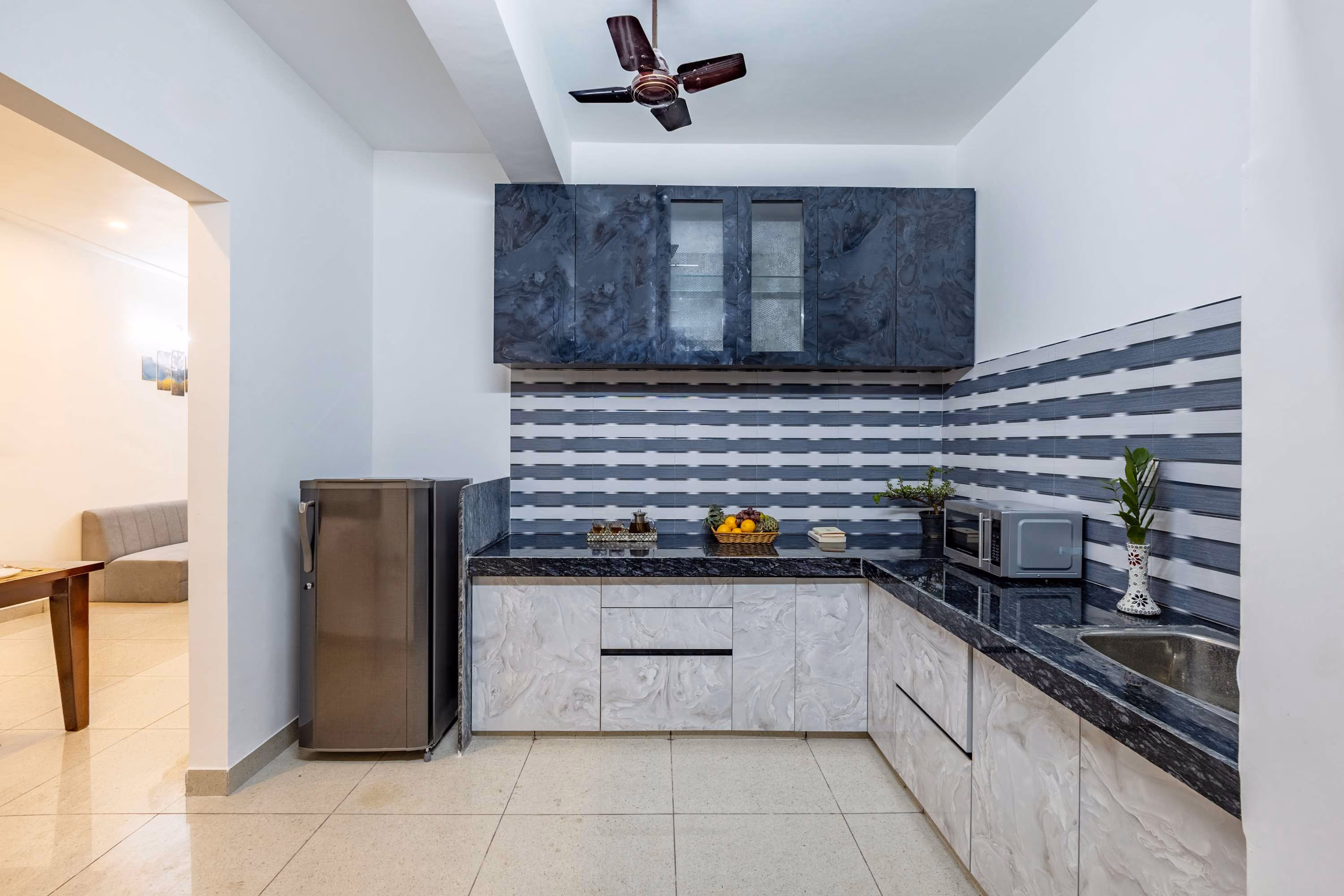 Comfy 2BHK at Lakecity Apartments by Viraalay