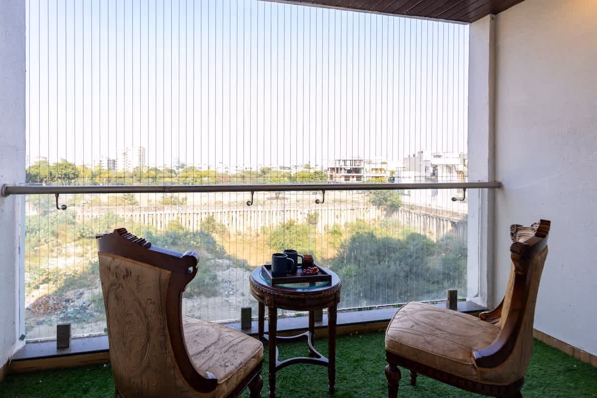 The Majestic Crown - 2BHK luxury home by Viraalay
