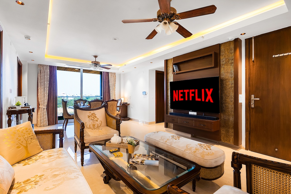 The Majestic Crown - 2BHK luxury home by Viraalay