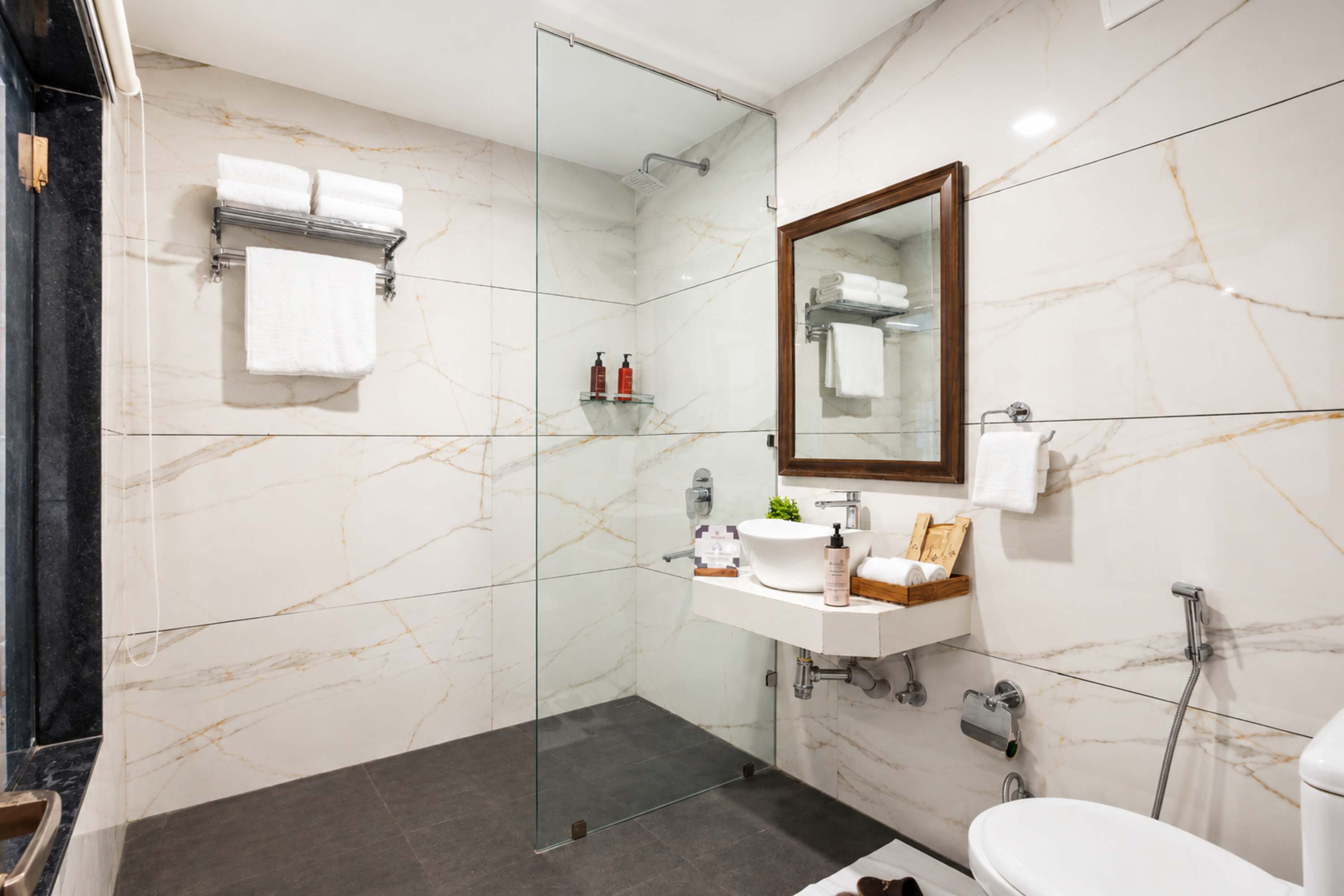 The Horizon Villa by Viraalay - Premium 5BHK Villa