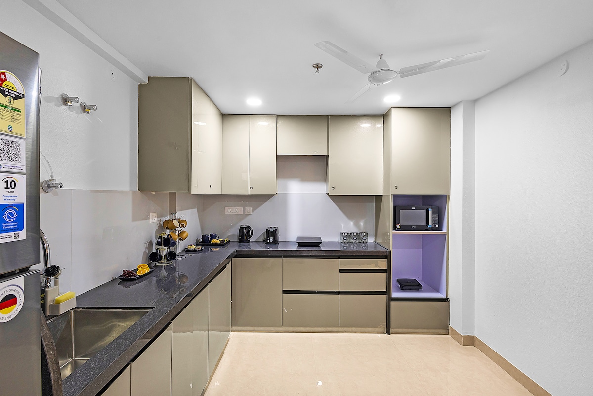 The Royal Crown - 3BHK luxury home by Viraalay