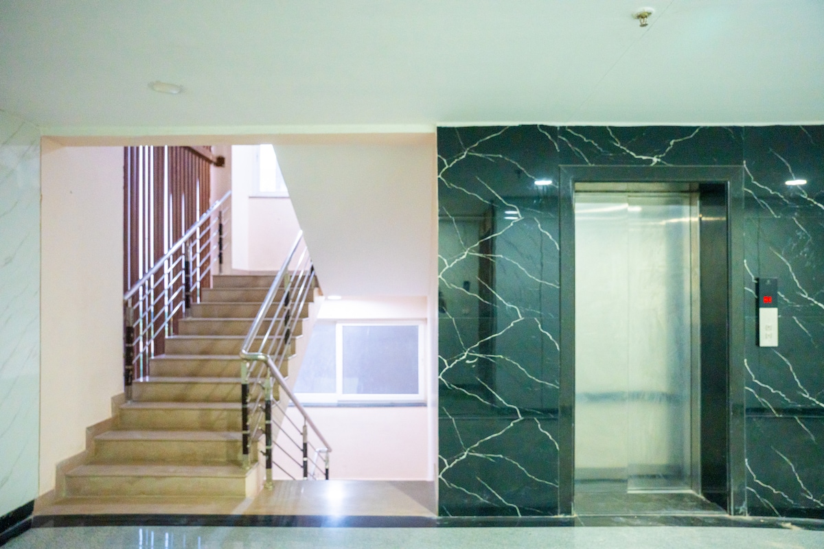 The Royal Crown - 3BHK luxury home by Viraalay