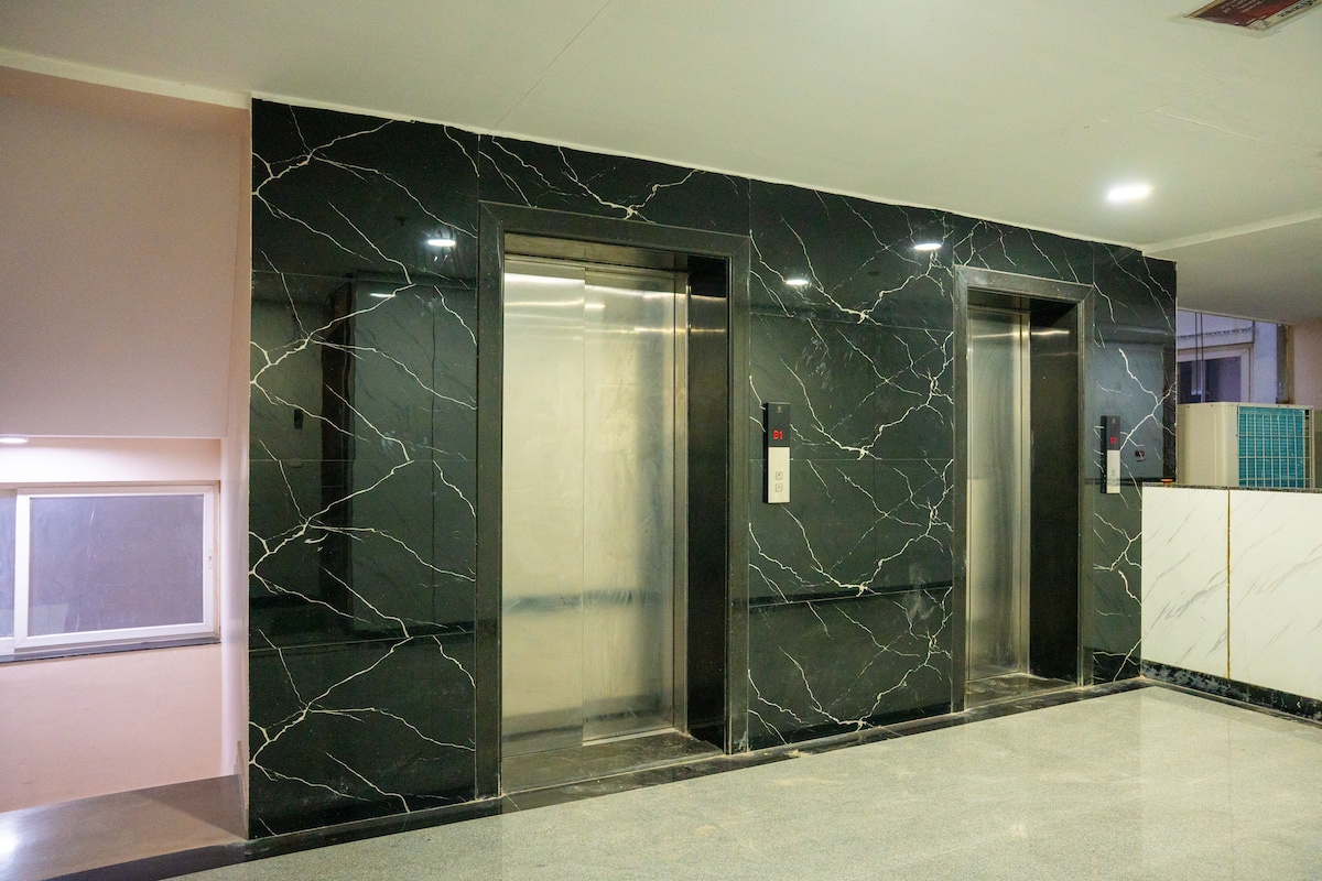 The Royal Crown - 3BHK luxury home by Viraalay