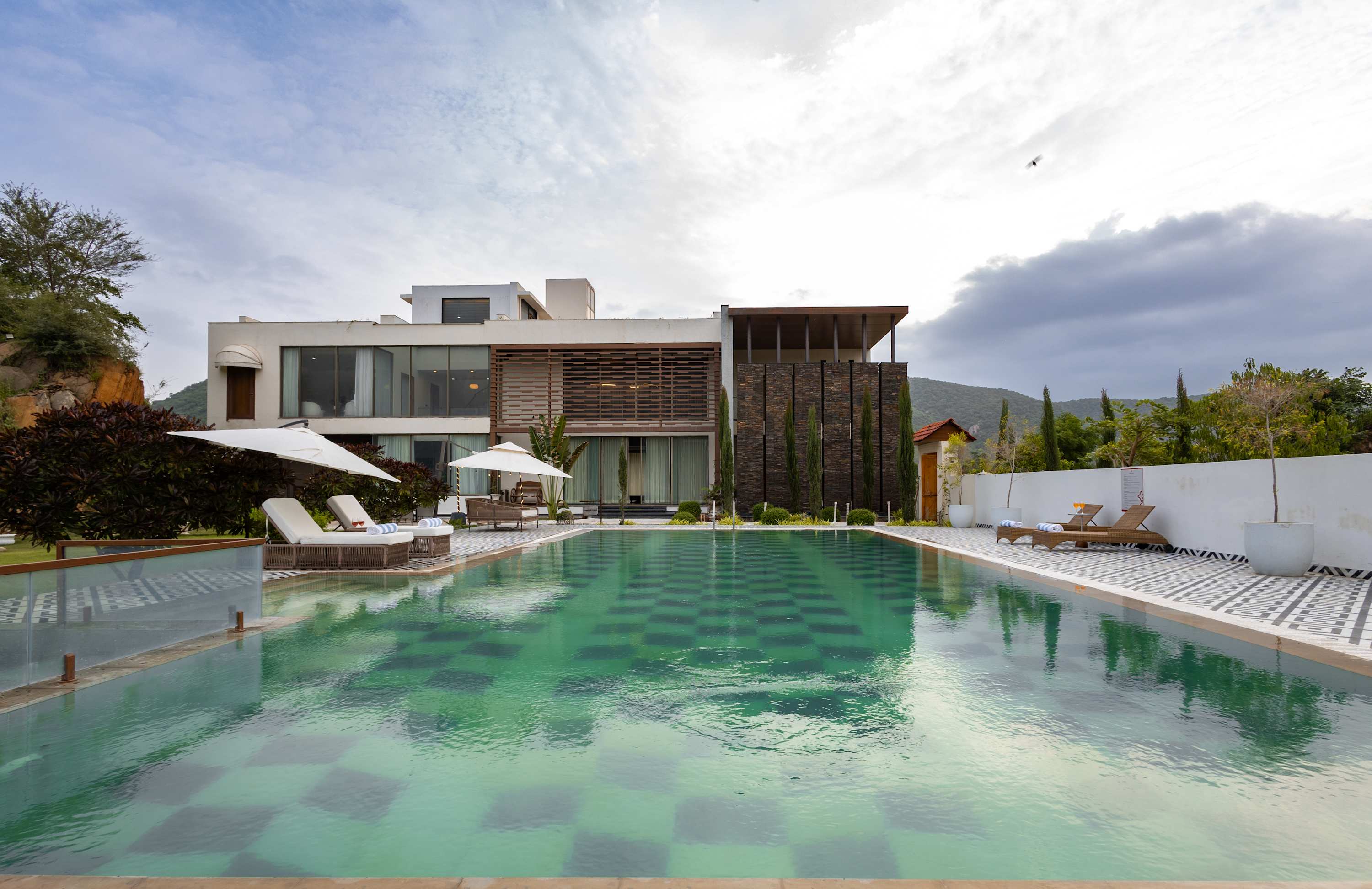 Kvanya Mansion by Viraalay - Luxe 5BHK Villa in Udaipur