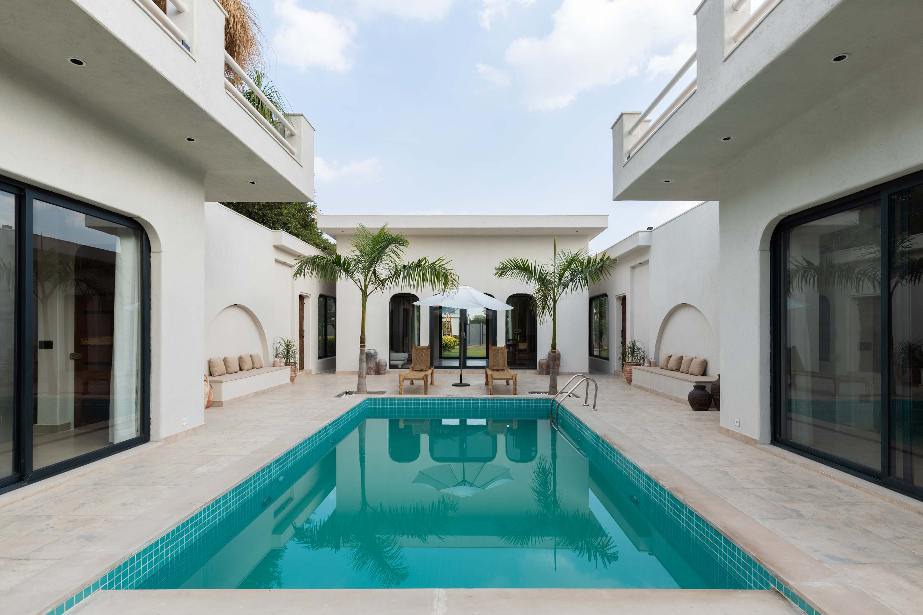 La Vida Retreat - Luxury 4 Bed Villa in Jaipur