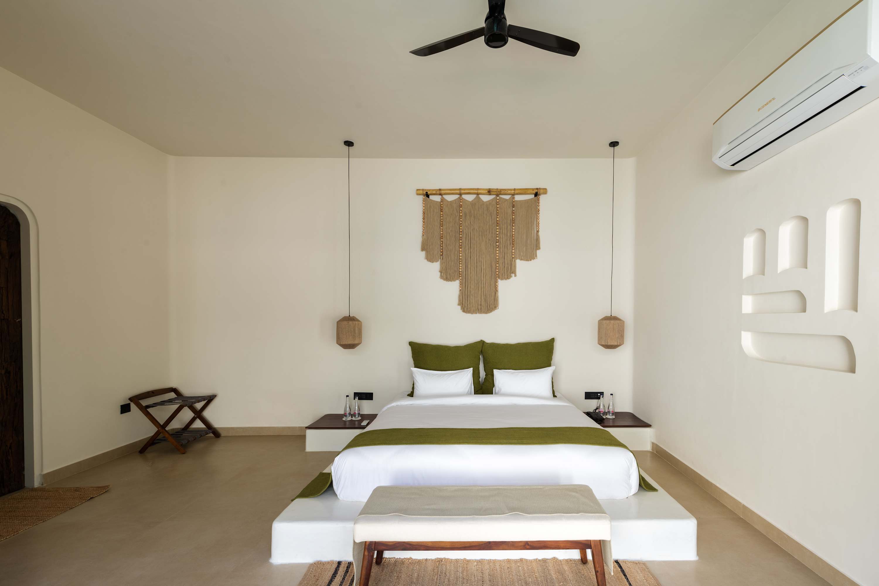 La Vida Retreat - Luxury 4 Bed Villa in Jaipur