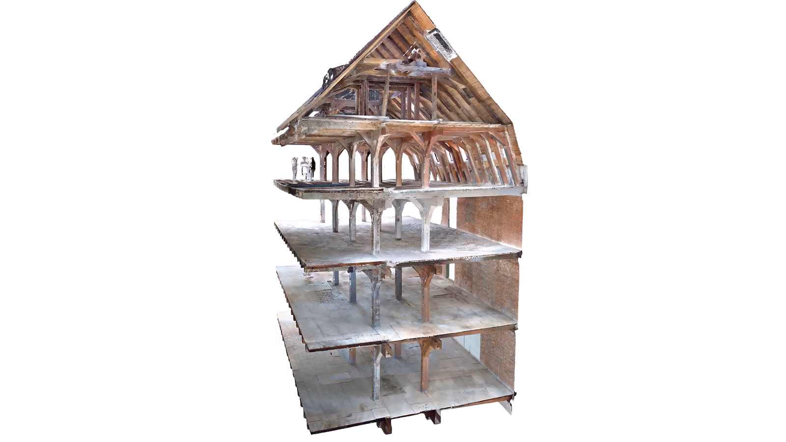 Querschnitt eines mehrstöckigen Fachwerkhauses mit freigelegten Deckenbalken, tragenden Holzbalken und Dachstuhl, ohne Außenwände, das Innenaufbau und Struktur zeigt.
