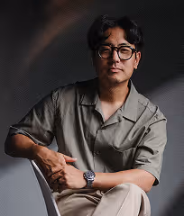 A headshot of Dan Ryu, creative director of Anthem Creative