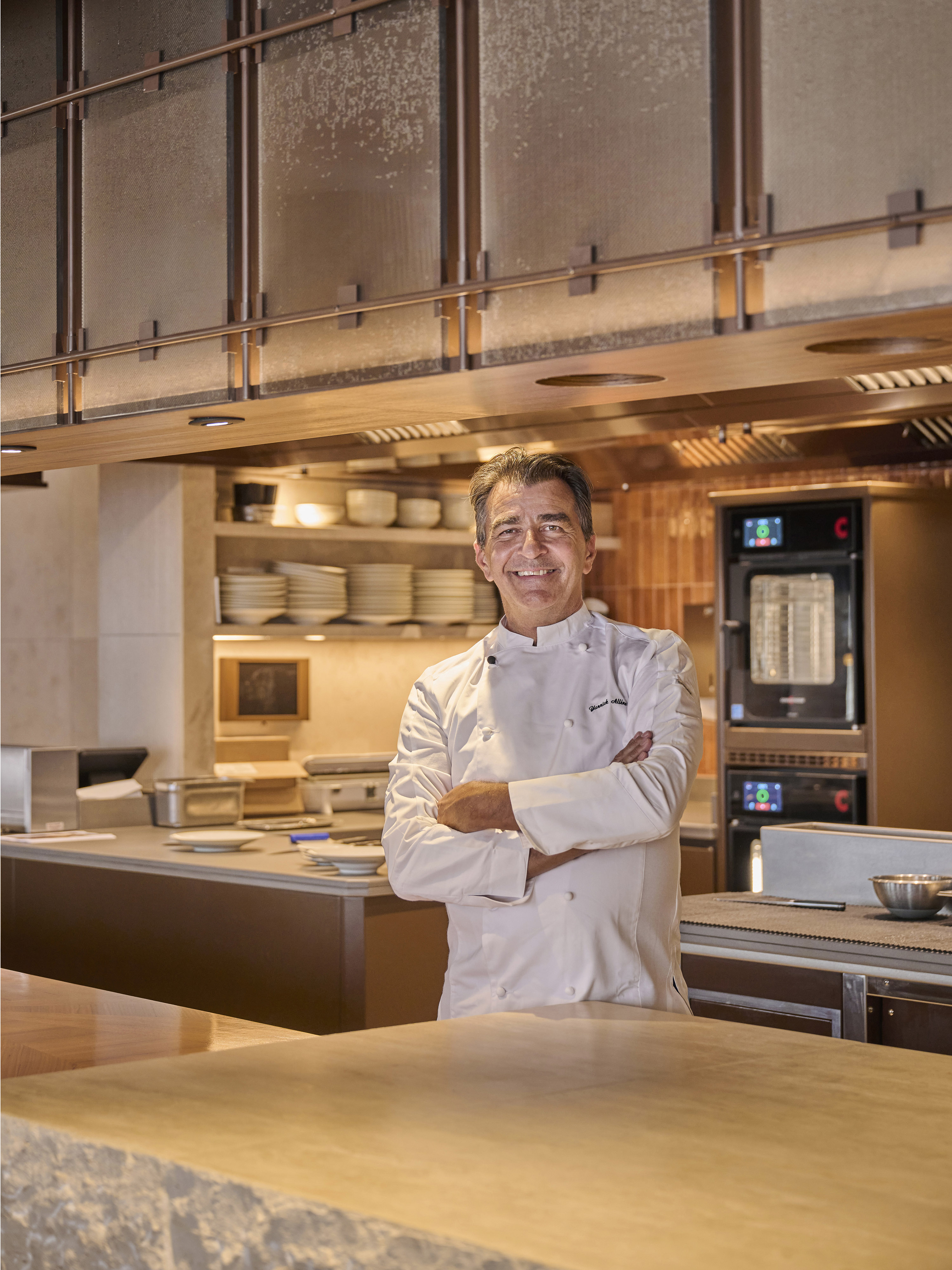 Le comptoir et la cuisine ouverte de Pavyllon Lyon