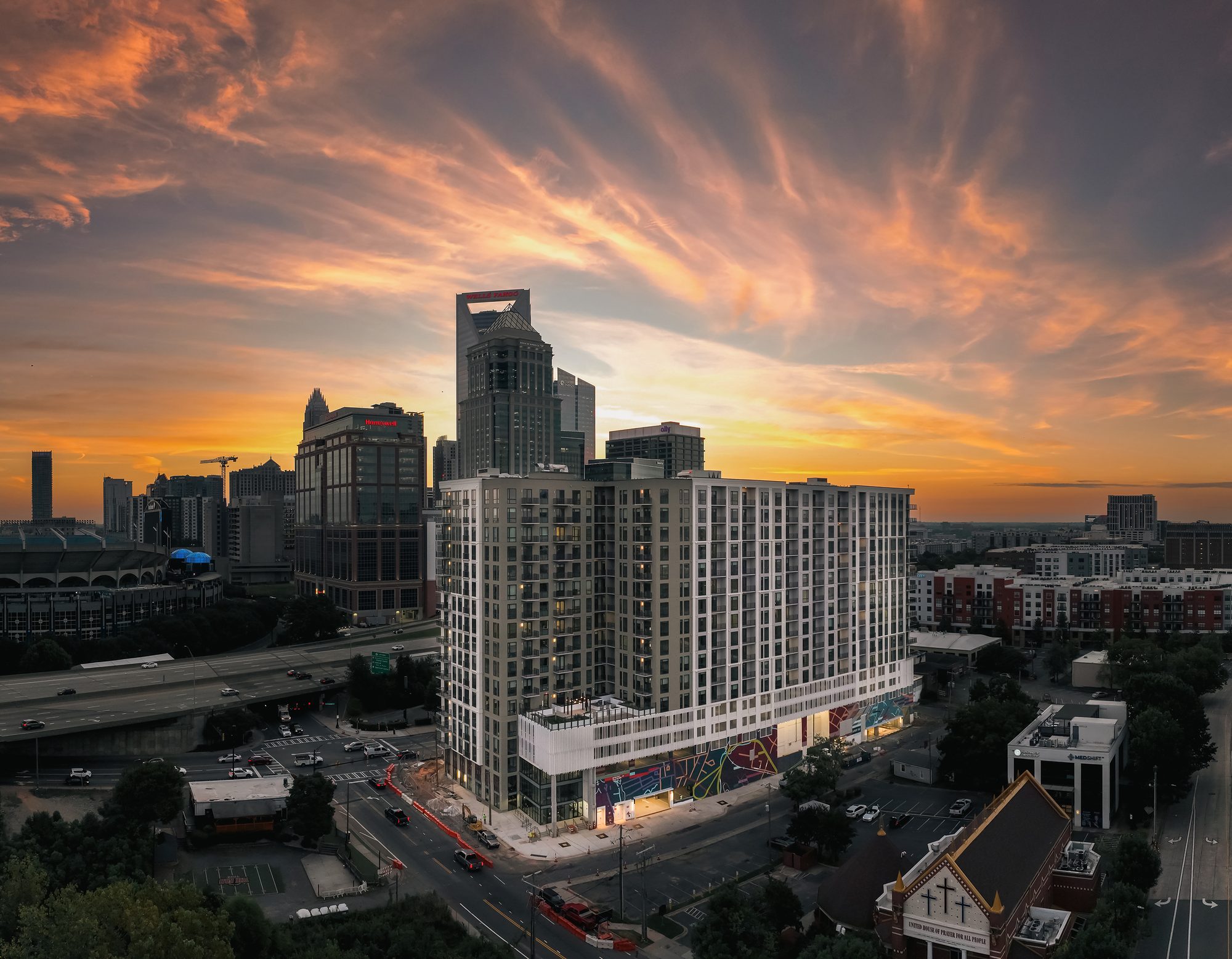 Bond on Mint tower at sunset, Uptown Charlotte