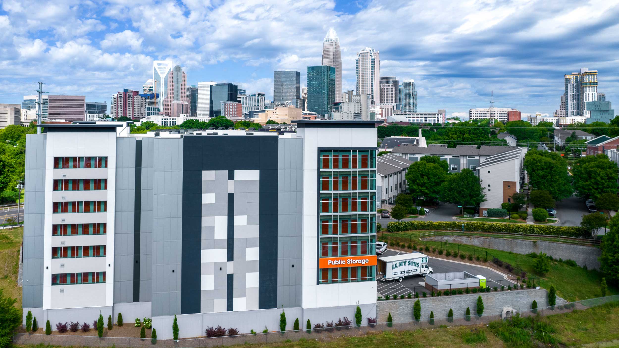 East 7th Street Storage — photo 1