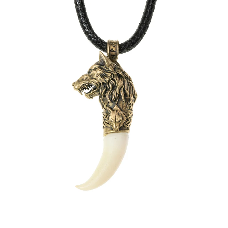 Starforged Warhammer 40K Space Wolves Fang of Fenris pendant necklace