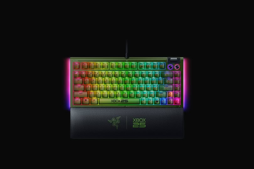 Razer BlackWidow V4 75% — Xbox 25th Anniversary Edition mechanical keyboard