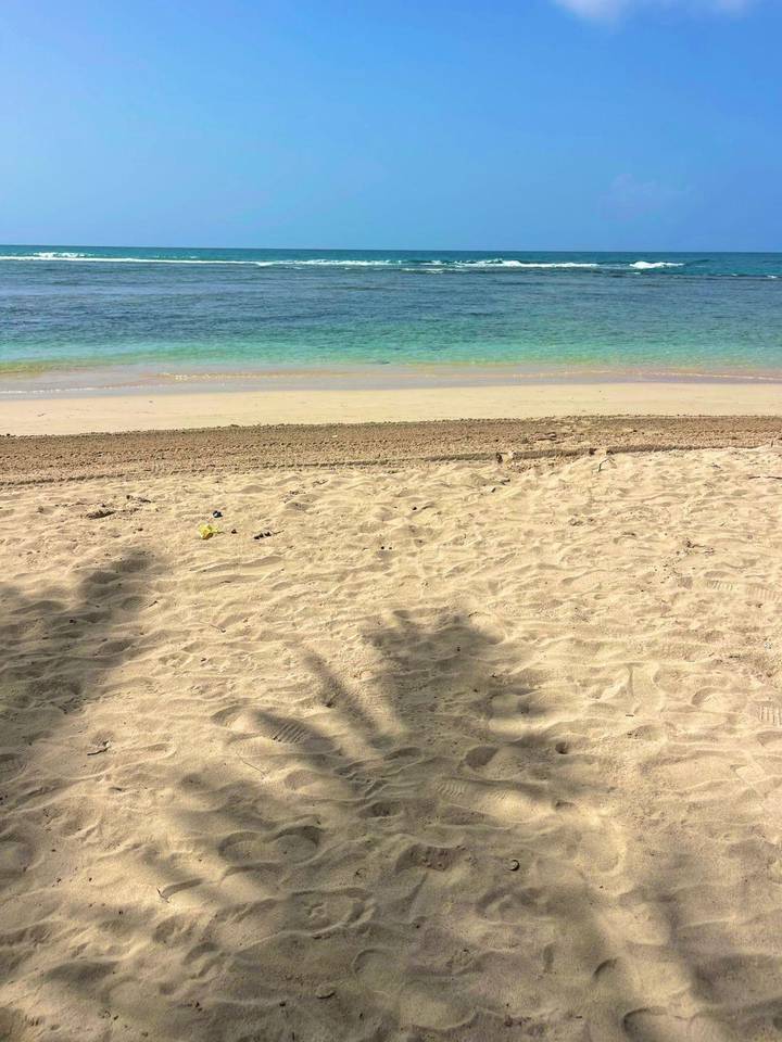 Terreno en 1 línea de playa Guayacanes.