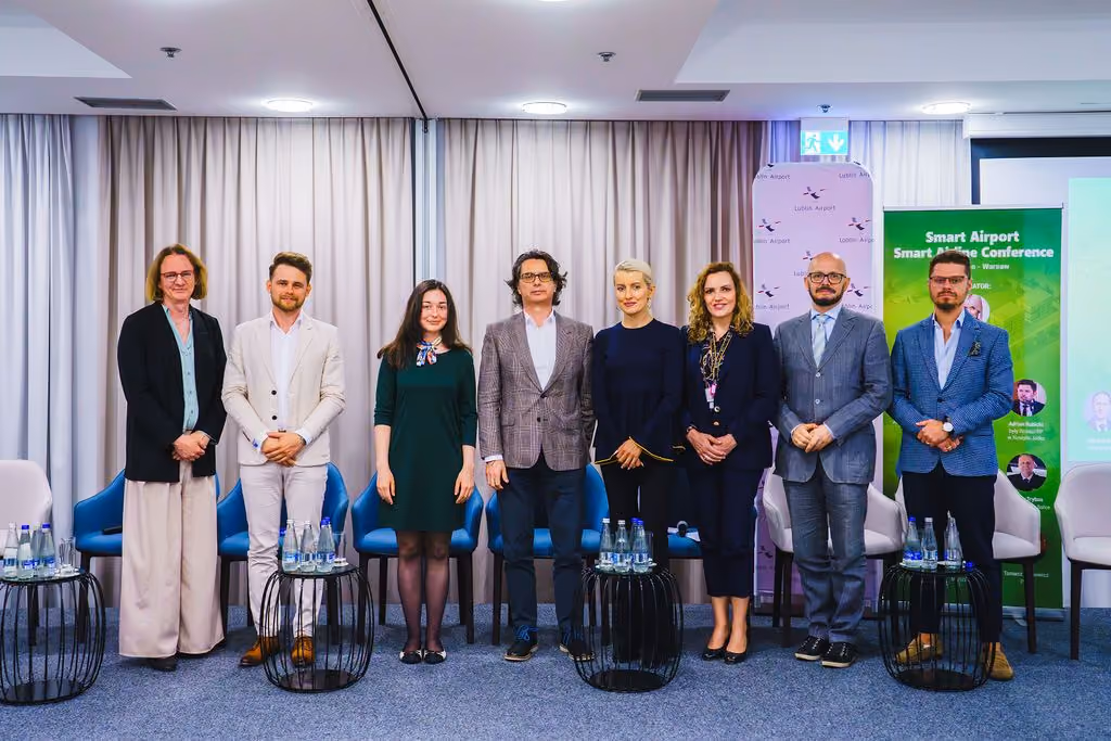 Uczestnicy konferencji Smart Airport Smart Airline