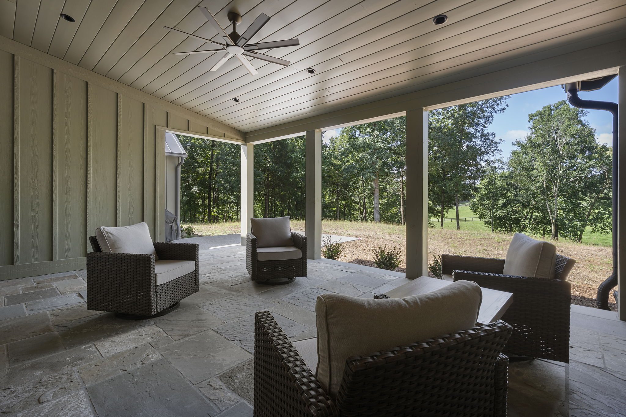 Loudon Modern, Loudon, Tennessee, photo 6 of 21