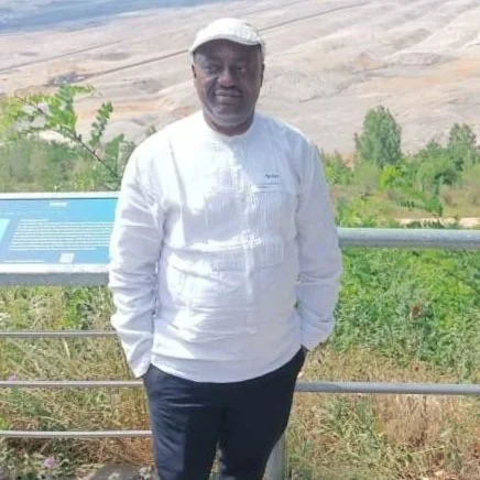 Dr. Justin Akankali