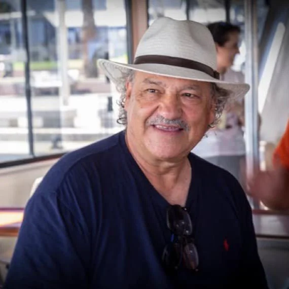 Ángel Juárez Almendros