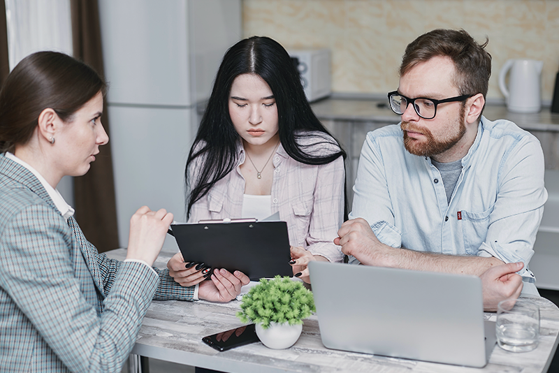 Ensuring Smooth Real Estate Transactions with Standardized Legal Workflows