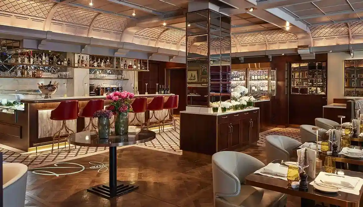 Breidenbacher Hof an der Königsallee, Hotel für ein Escort Date in Düsseldorf