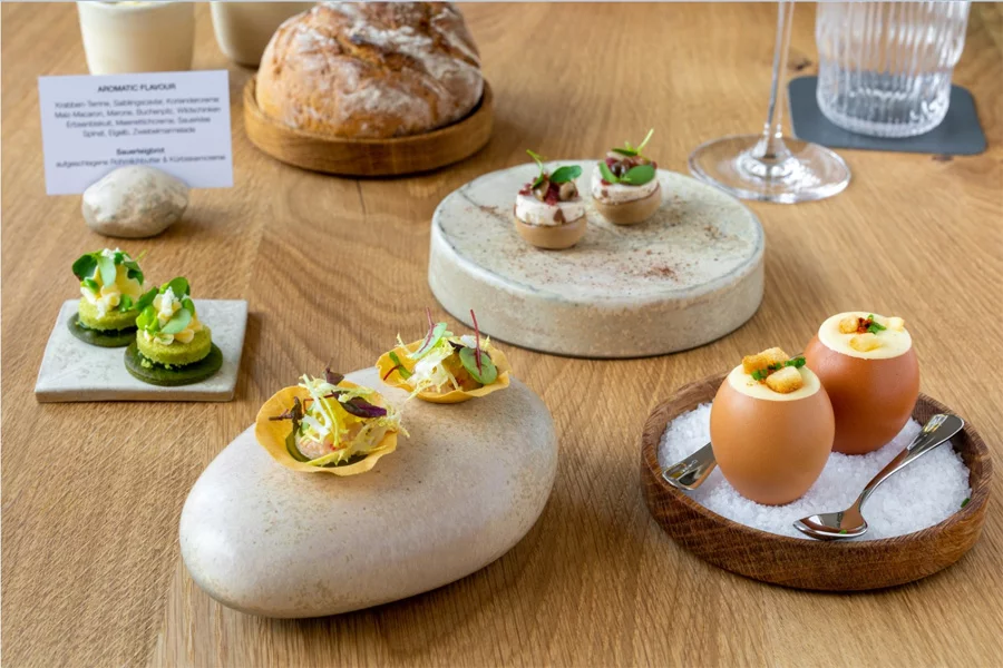 Heiliggeist, Restaurant und Bar im gotischen Gewölbe in der Mainzer Altstadt