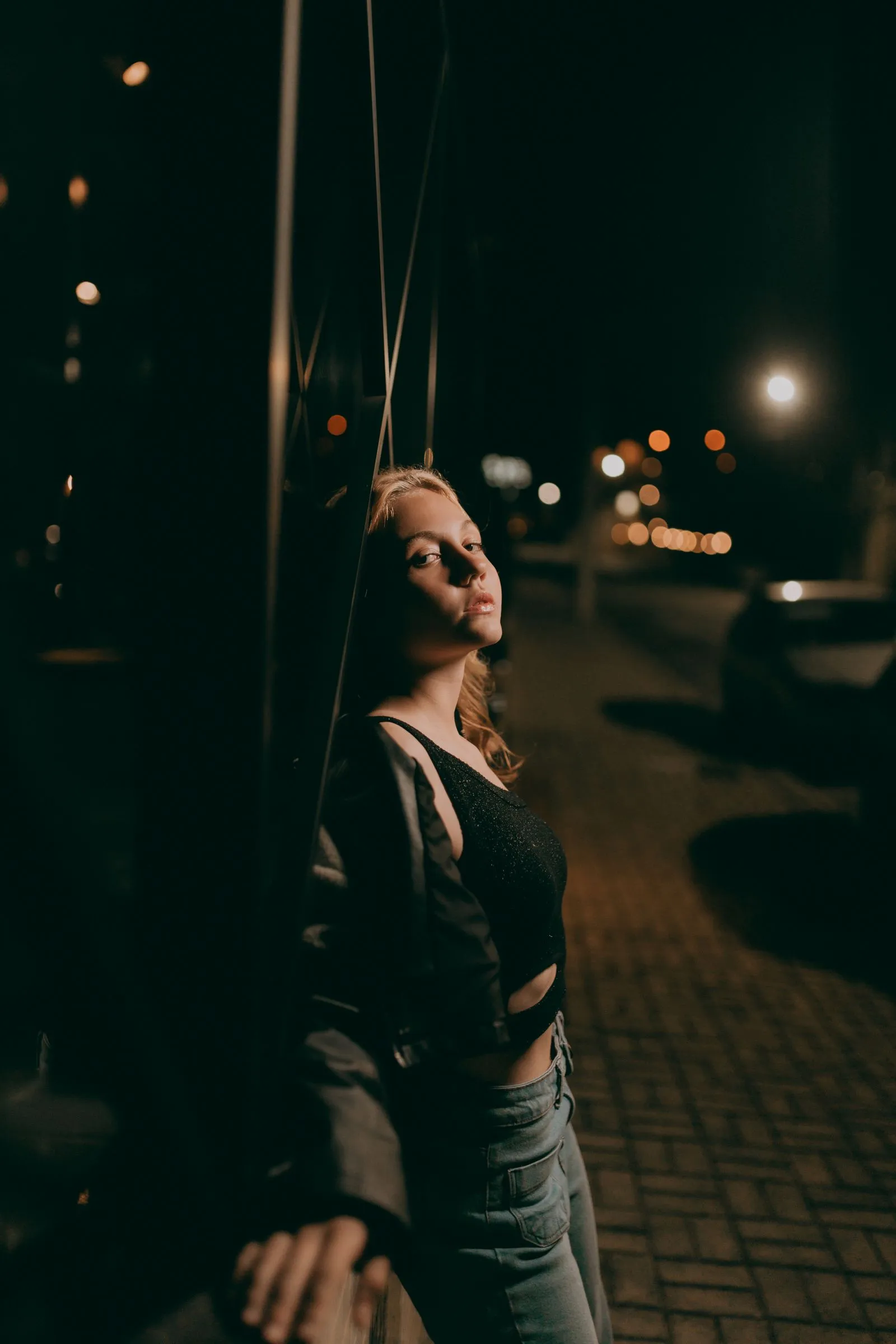 Augsburger Sommernächte: Porträt bei Nacht mit den Lichtern der Innenstadt