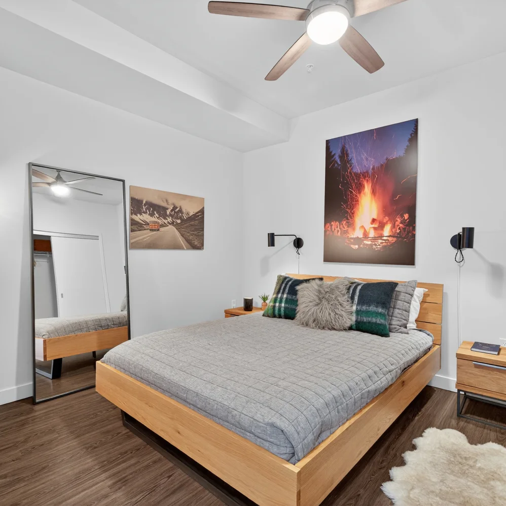 Bedroom with decor
