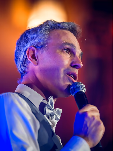 Paul de Fombelle, Positive CEO, speaking on the microphone