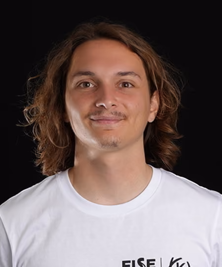 Photo of Hugo, Marketing Intern

