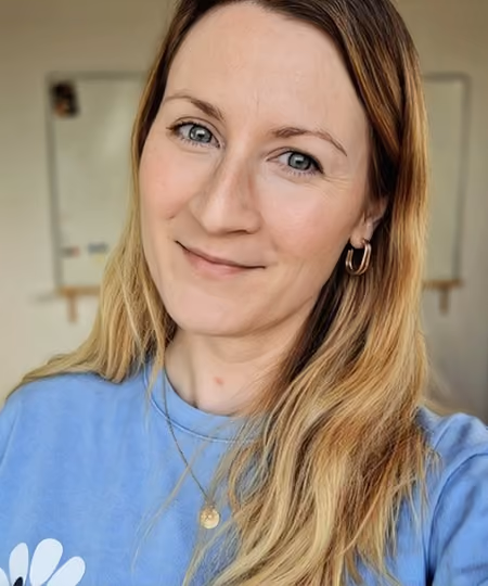 Photo of Emily, Head of Marketing

