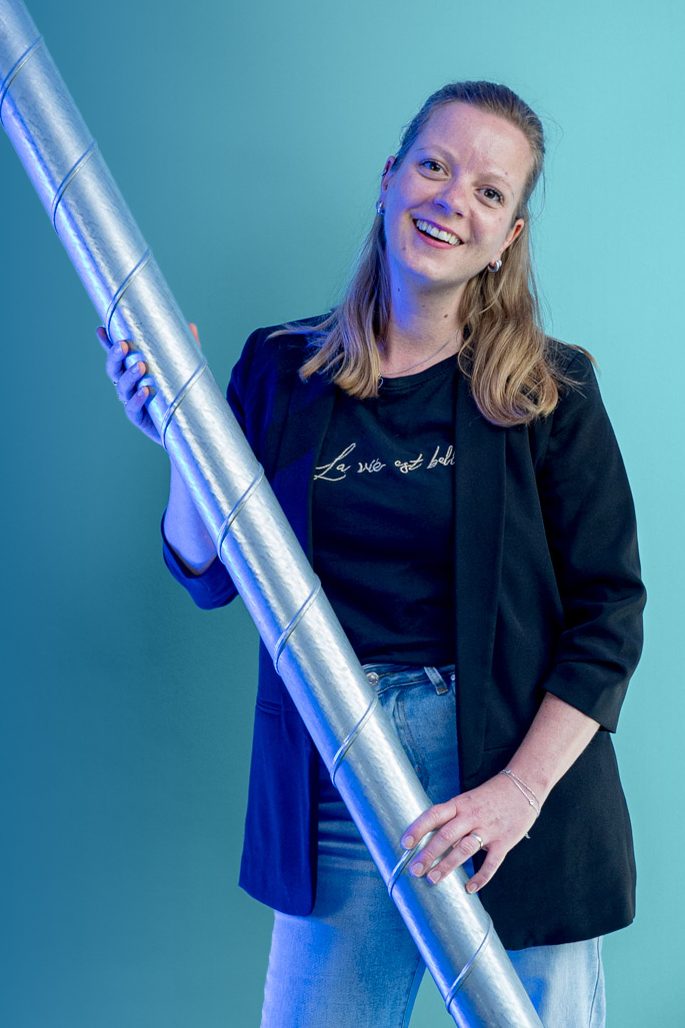 Reddion-collega met een ventilatiebuis