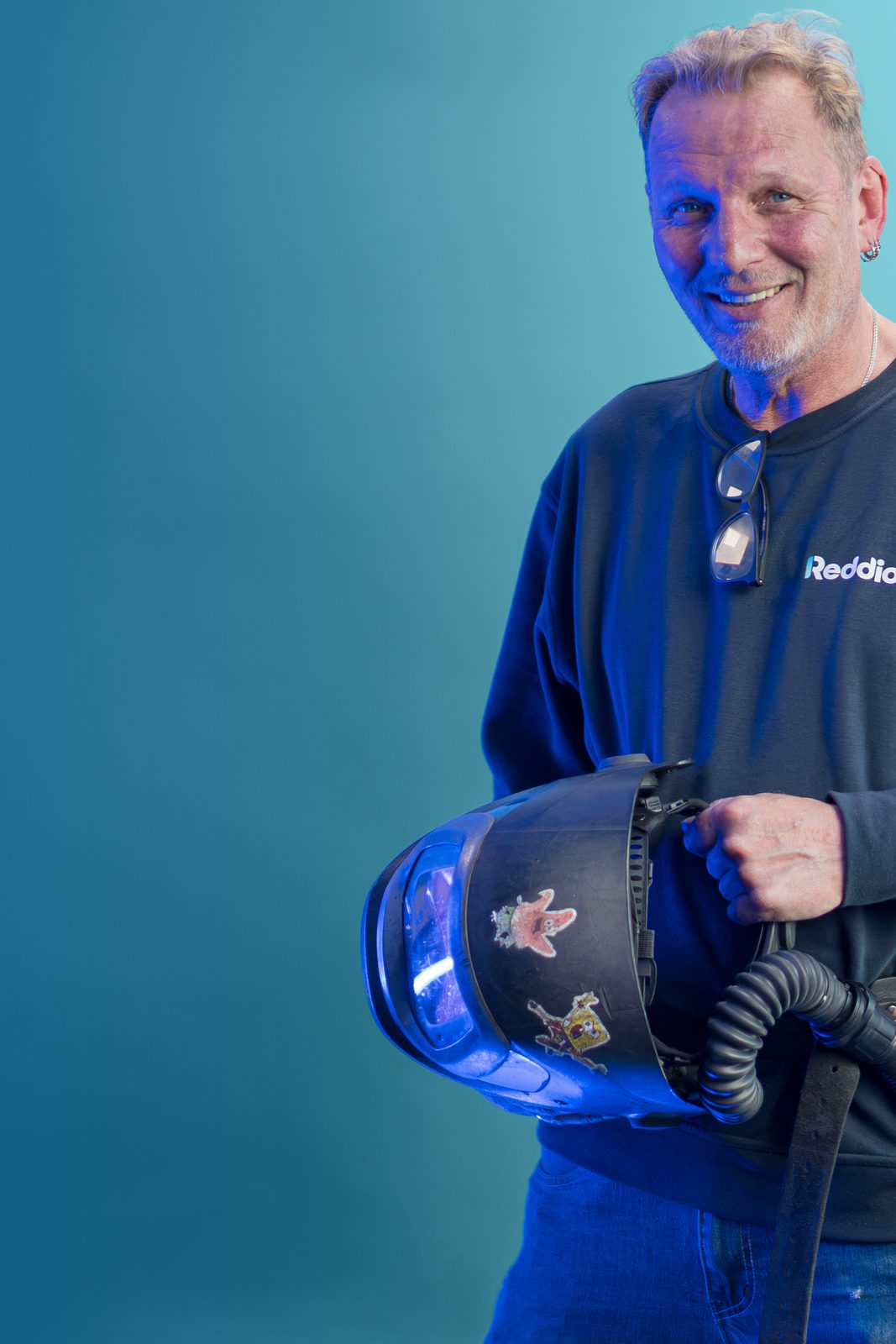 Reddion-collega met een ventilatorbehuizing