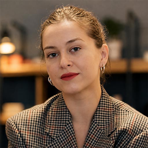 Ana Duduchava