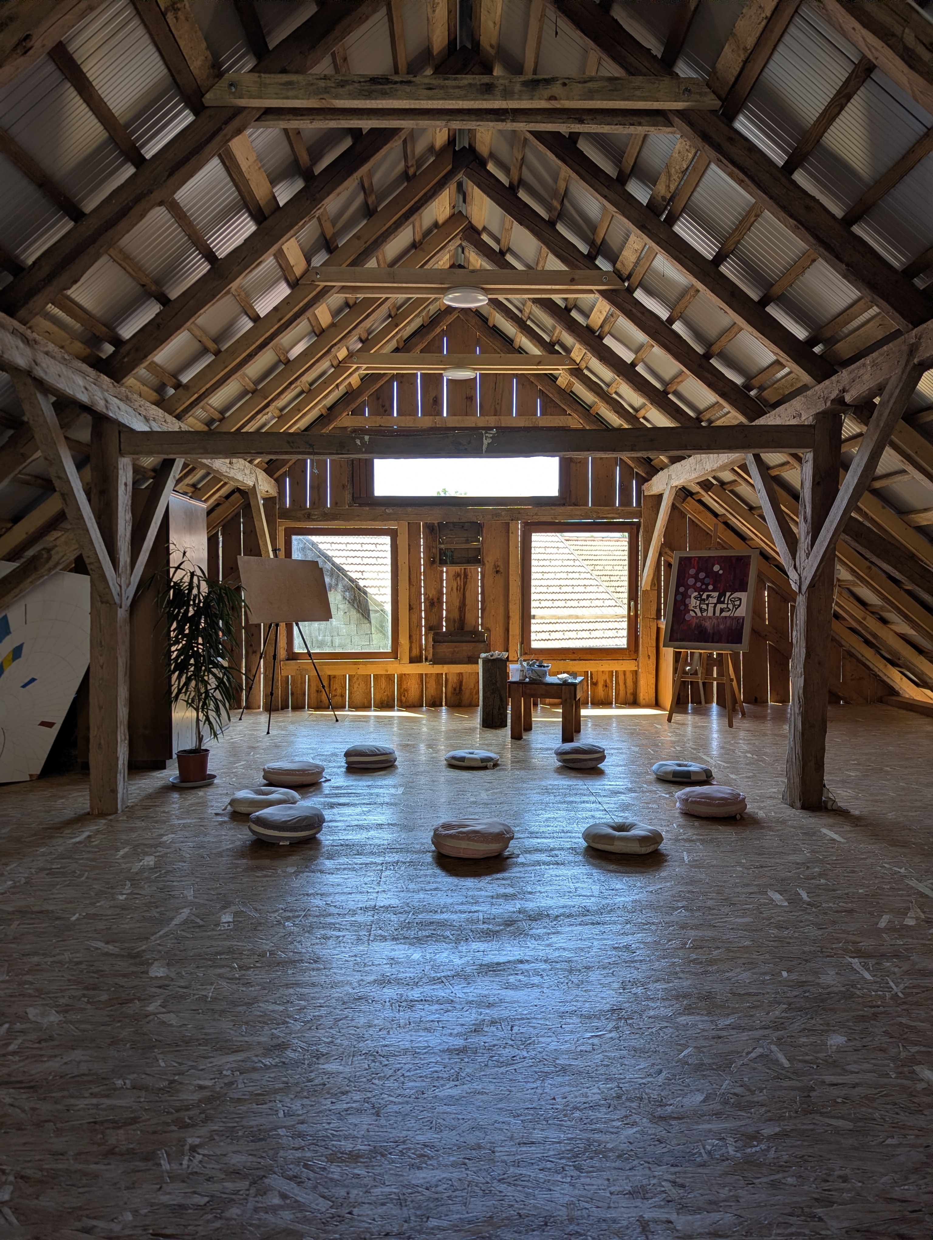 Large rustic creative space at Art Catz Residency
