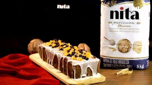 Bolo de Frutas Cristalizadas
