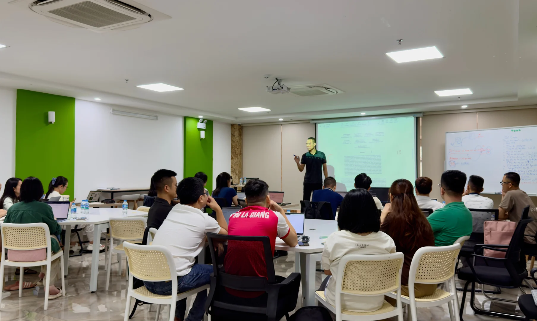 Wecommit đào tạo Agentic AI tổng thể tại An Tuệ