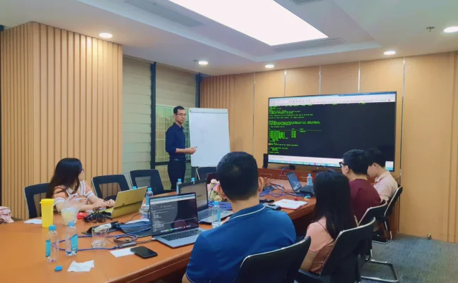 Wecommit đào tạo tại Ngân hàng Bưu điện Liên Việt