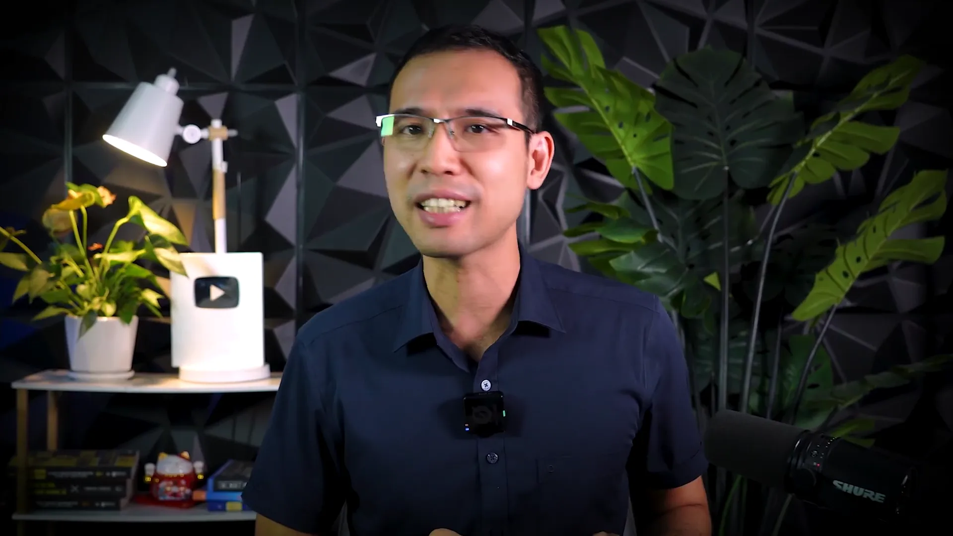Hình minh hoạ trong video: nâng cấp xong, đường A biến mất, hint cũ trỏ vào chỗ không còn