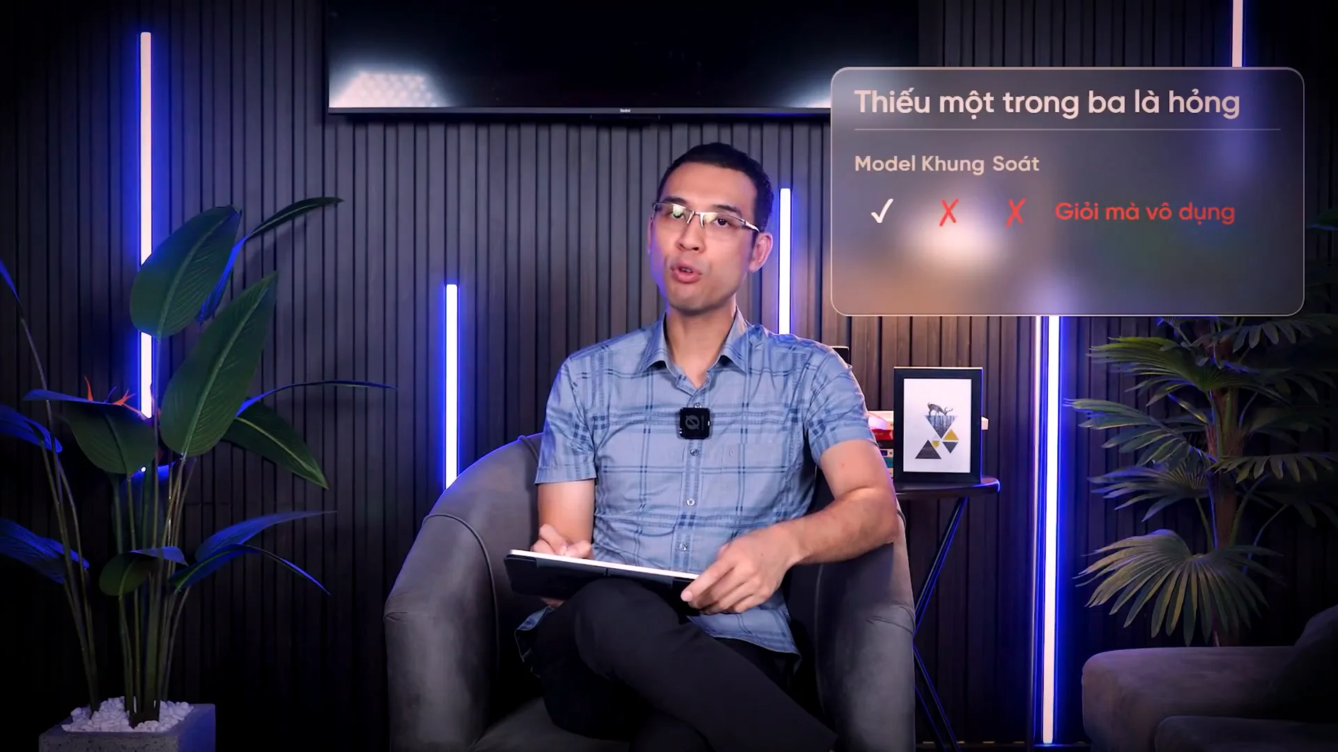 Slide Thiếu một trong ba là hỏng, model có mà bộ khung và kiểm soát không có thì giỏi mà vô dụng
