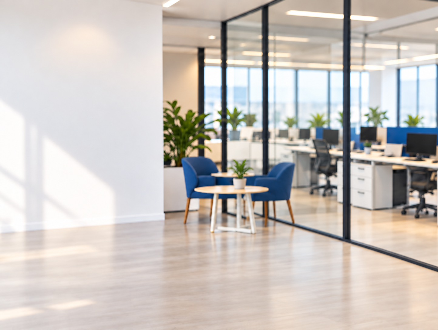 Connext workstations with dual monitors running uptime monitoring