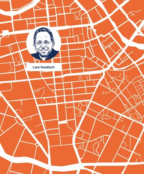 Lars Voedisch talks about how blockchain and cryptocurrency companies can get the right media attention and tackle the increasing weariness.