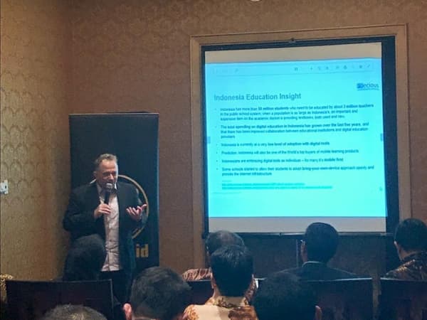 Future of Education Technology - PRecious at Bizcom Indonesia