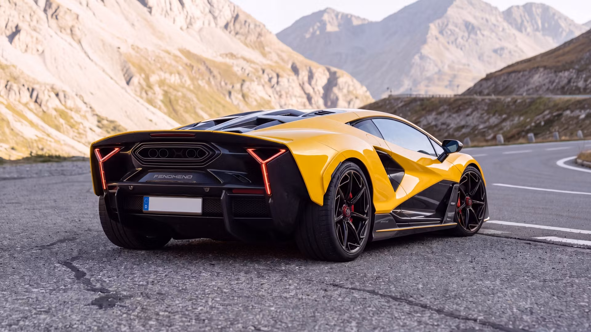 Yield Yellow Gloss colour PPF — view 3