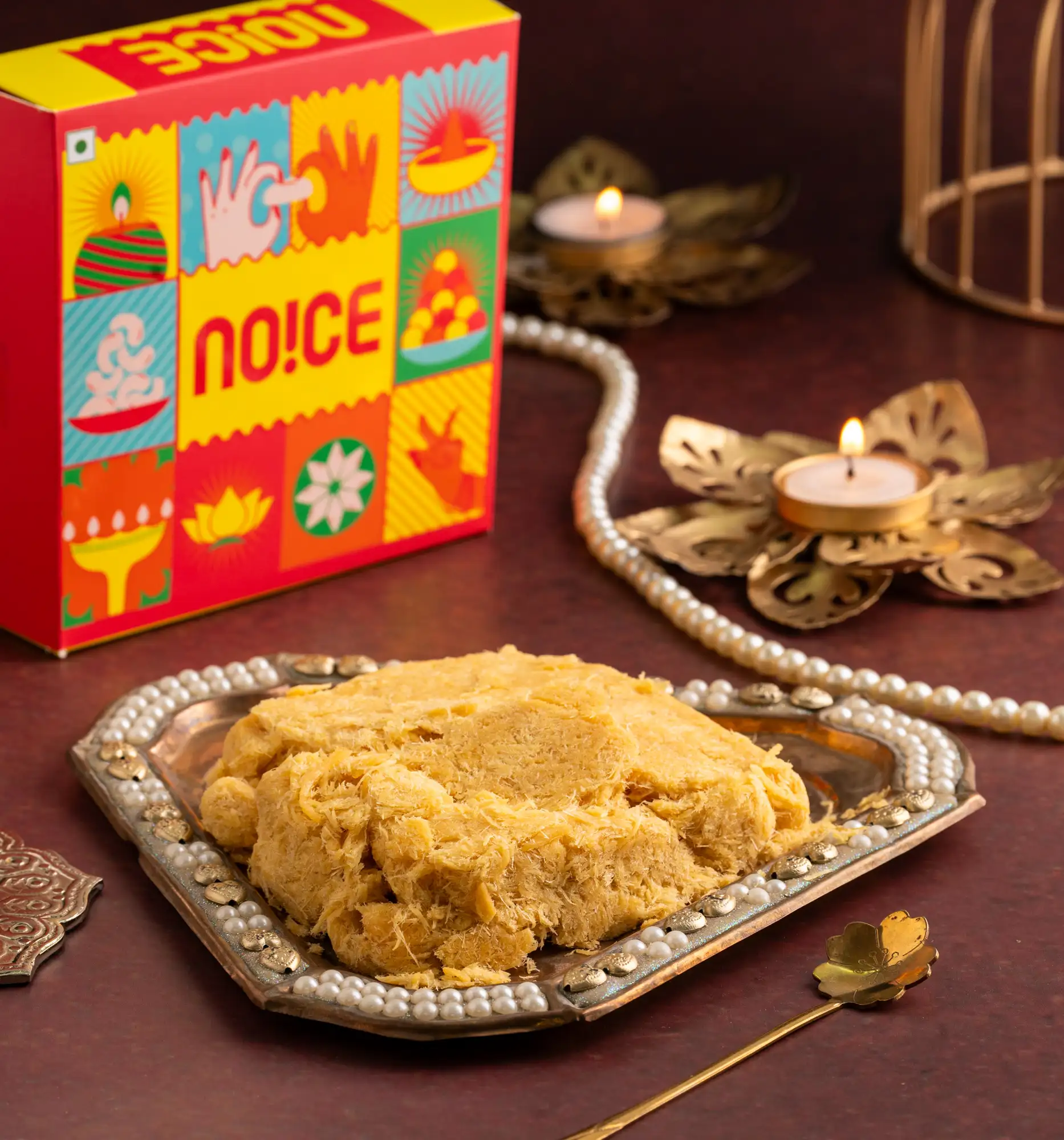 NOICE Shahi Soan Papdi Sweet Gift Box, flaky and melt-in-mouth, handcrafted in small batches with pure desi ghee and no added preservatives
