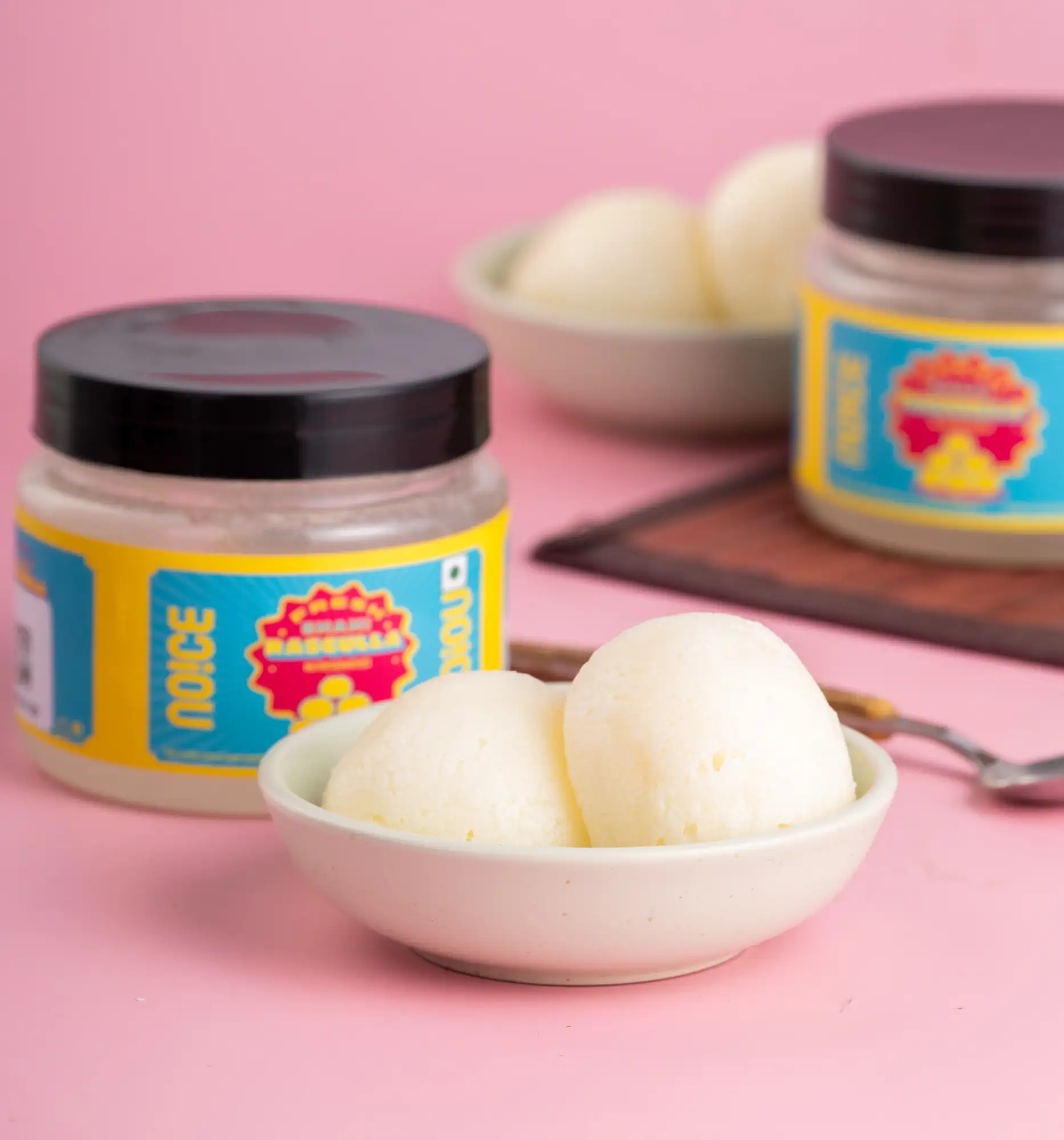 NOICE Fresh Rasgulla made with pure chenna, soft and handcrafted in small batches with zero added preservatives.