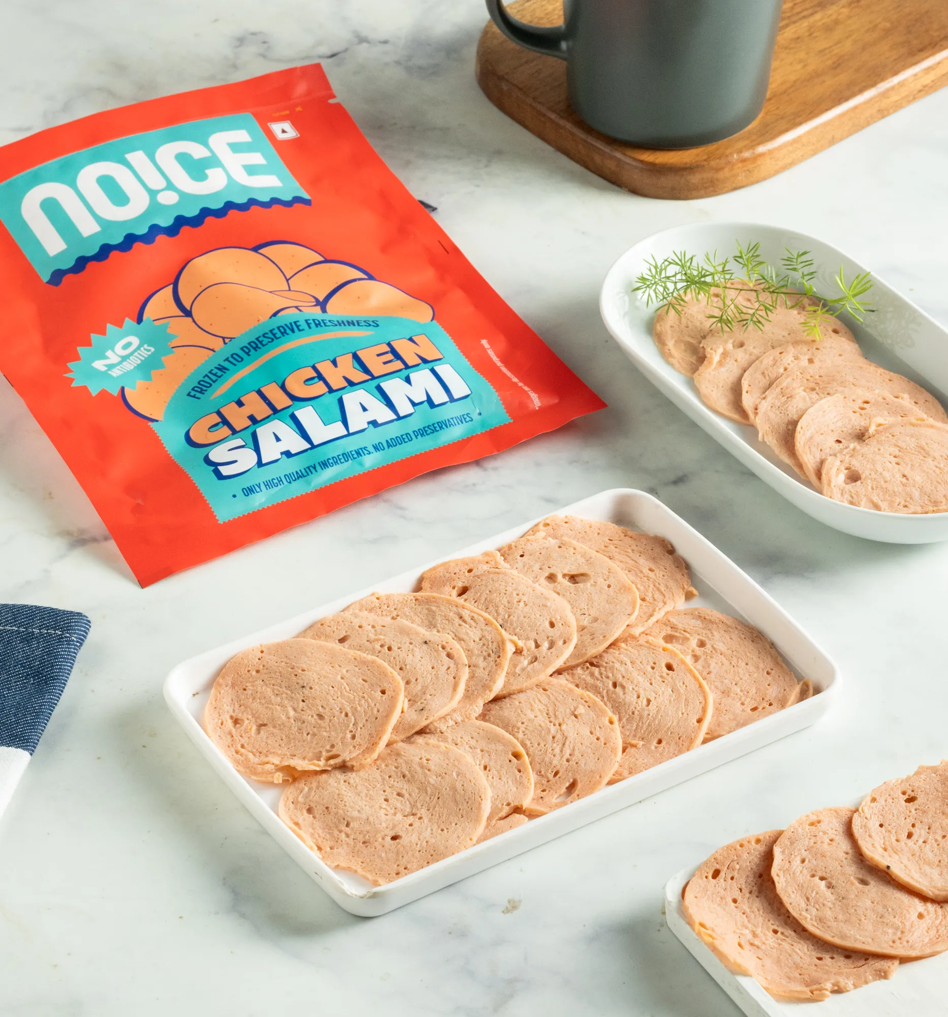 NOICE chicken salami juicy sliced chicken ready to eat frozen food
