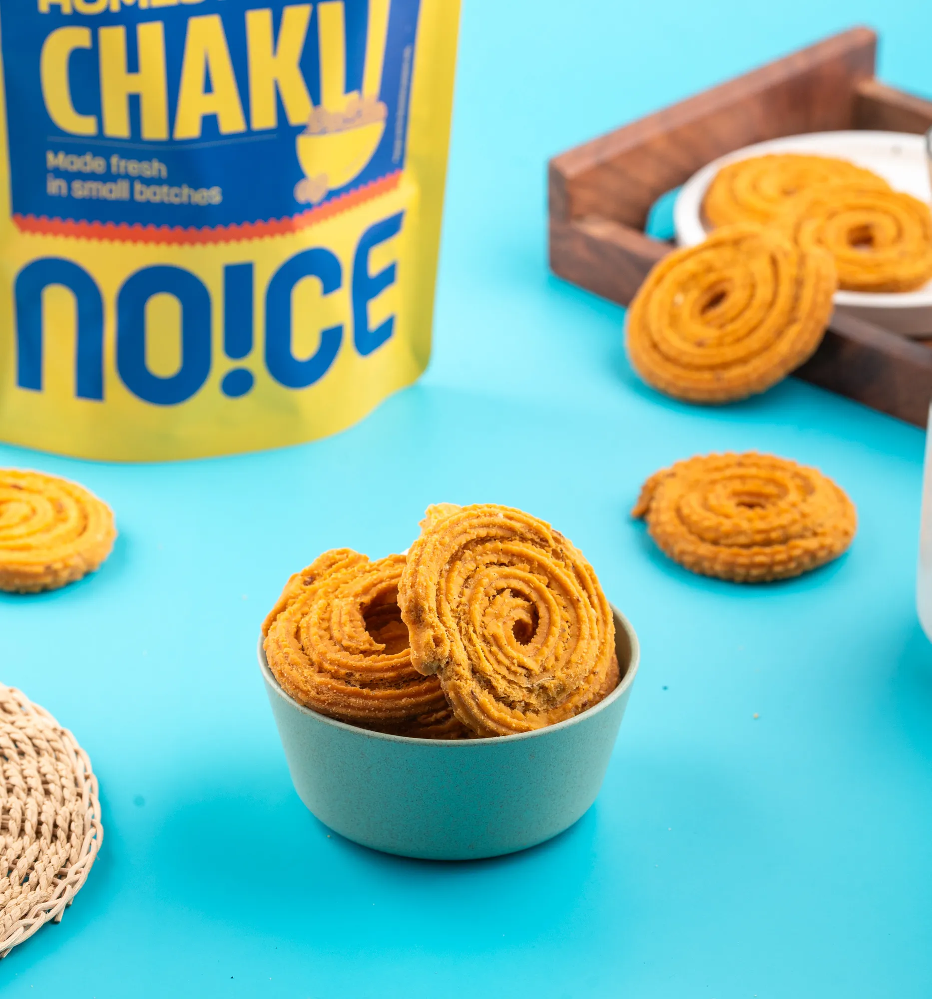 NOICE Homestyle Chakli, golden-brown crunchy spiral snacks made with an authentic Maharashtra recipe in fresh rice bran oil, completely free from palm oil