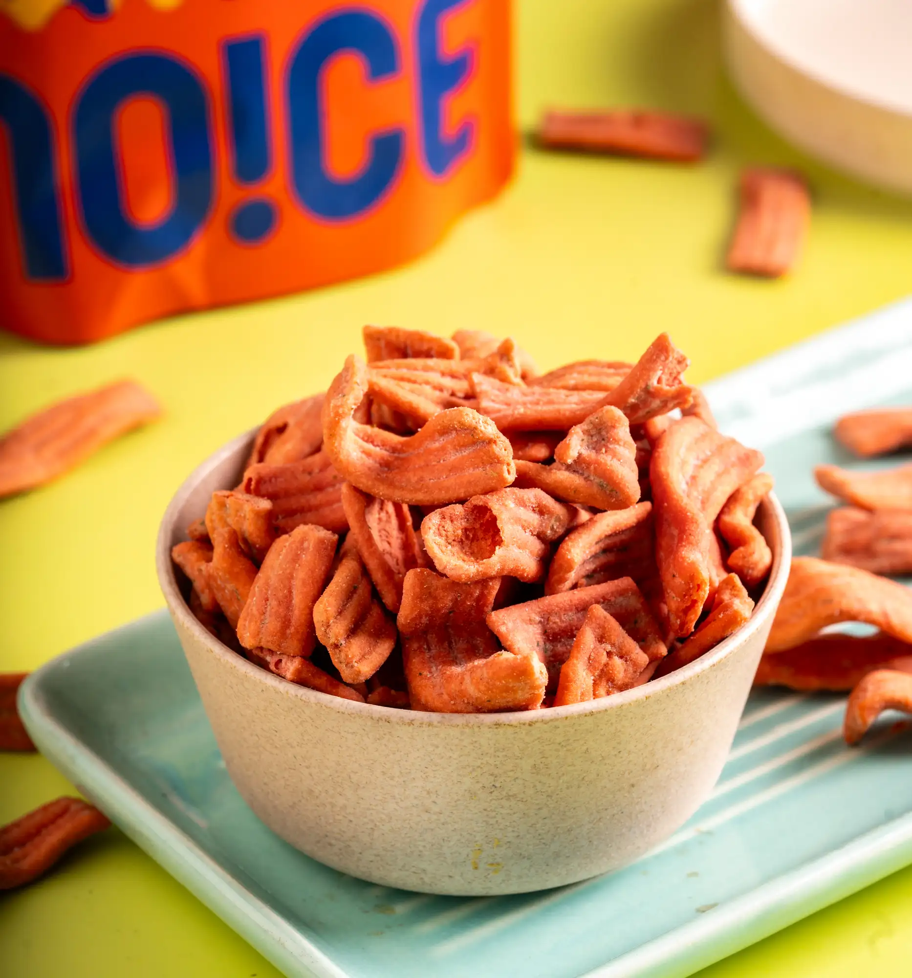 NOICE Beetroot Chips, crispy vibrant red beetroot slices seasoned with real cream and onion, made with black gram and tapioca flour, entirely palm oil-free