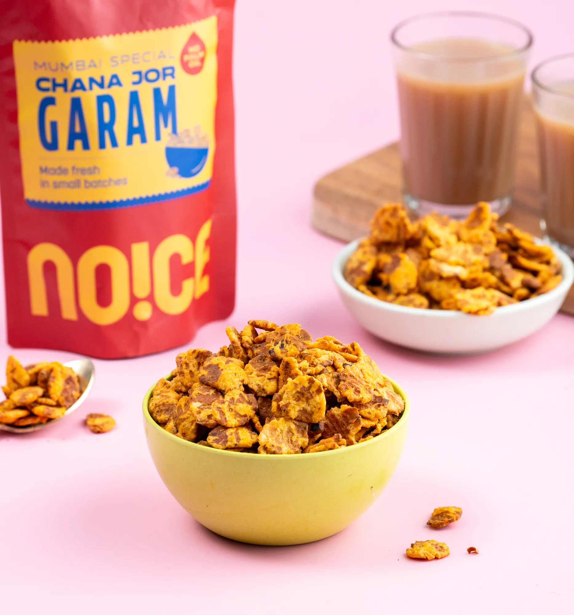NOICE Chana Jhor, flattened and spiced crispy chickpeas seasoned with black salt and amchur, made with fresh rice bran oil and zero palm oil