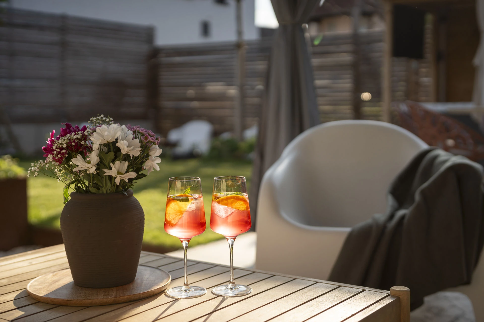 Terrasse mit Aperitiv WolkenGuckerei in Markt Erlbach